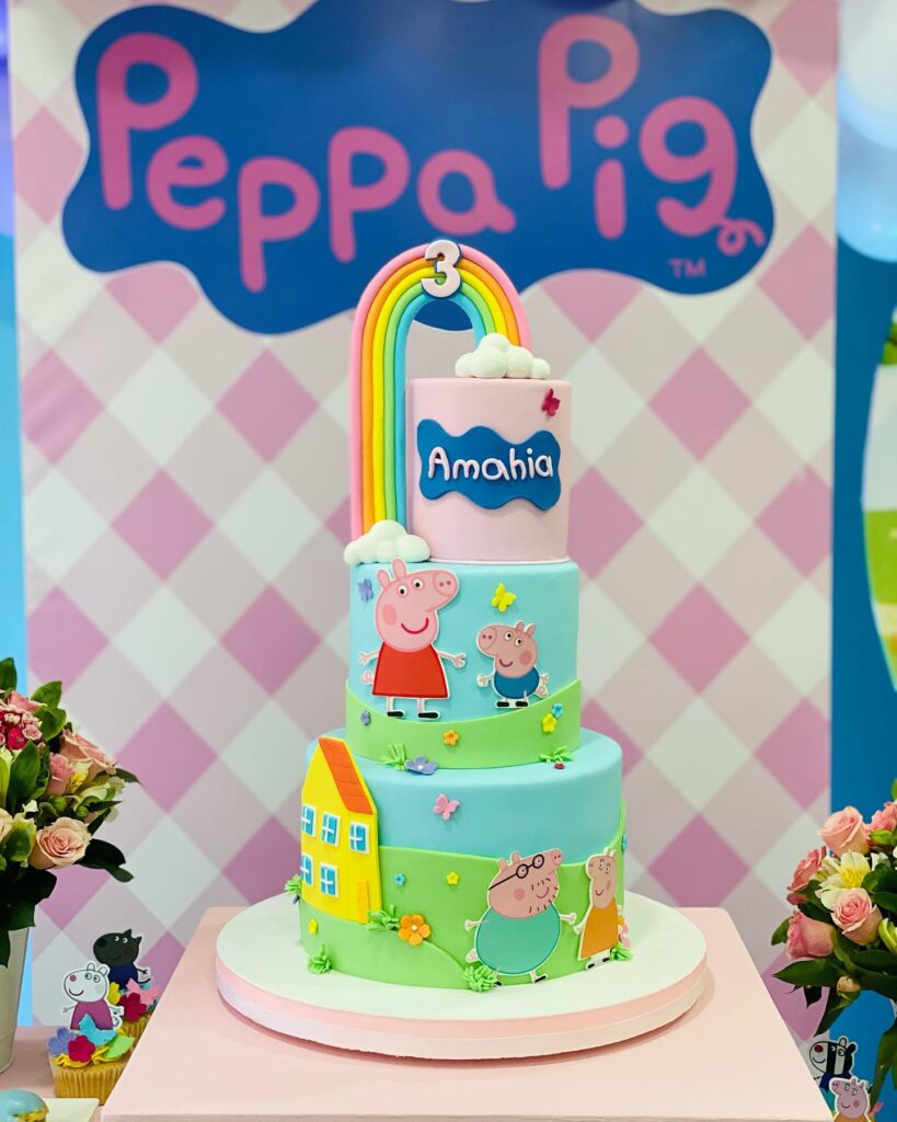 Peppa Pig birthday party ideas cake